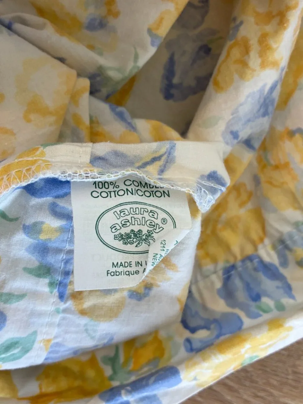 Vintage Laura Ashley Charlotte Confetti Floral Pillow Cases Set of 2 Standard